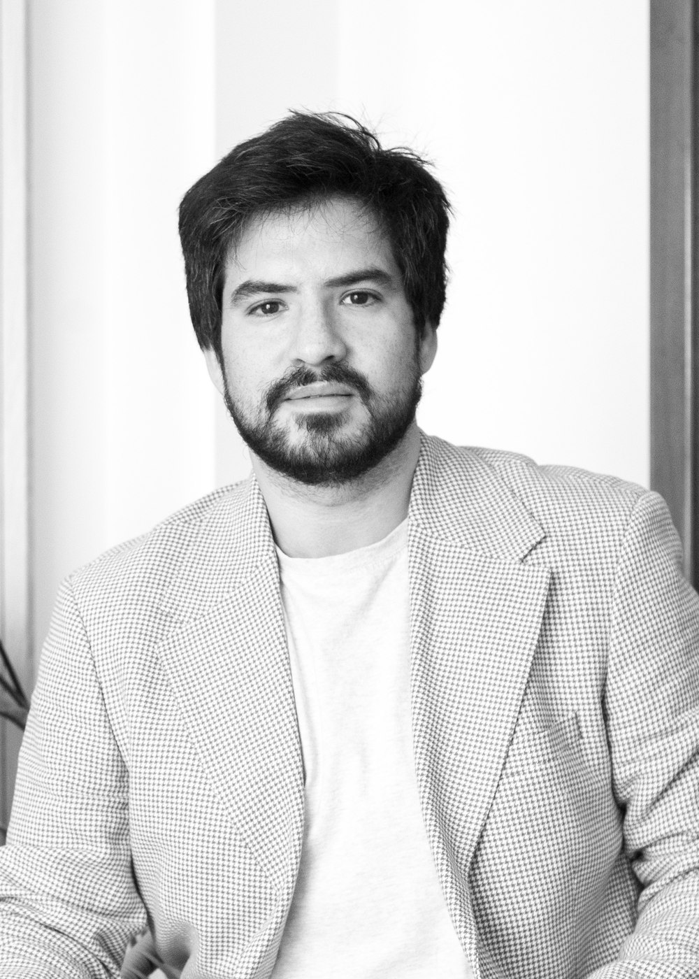 Ritratto di Lucas Villafane, fotografo di Kuki Media
